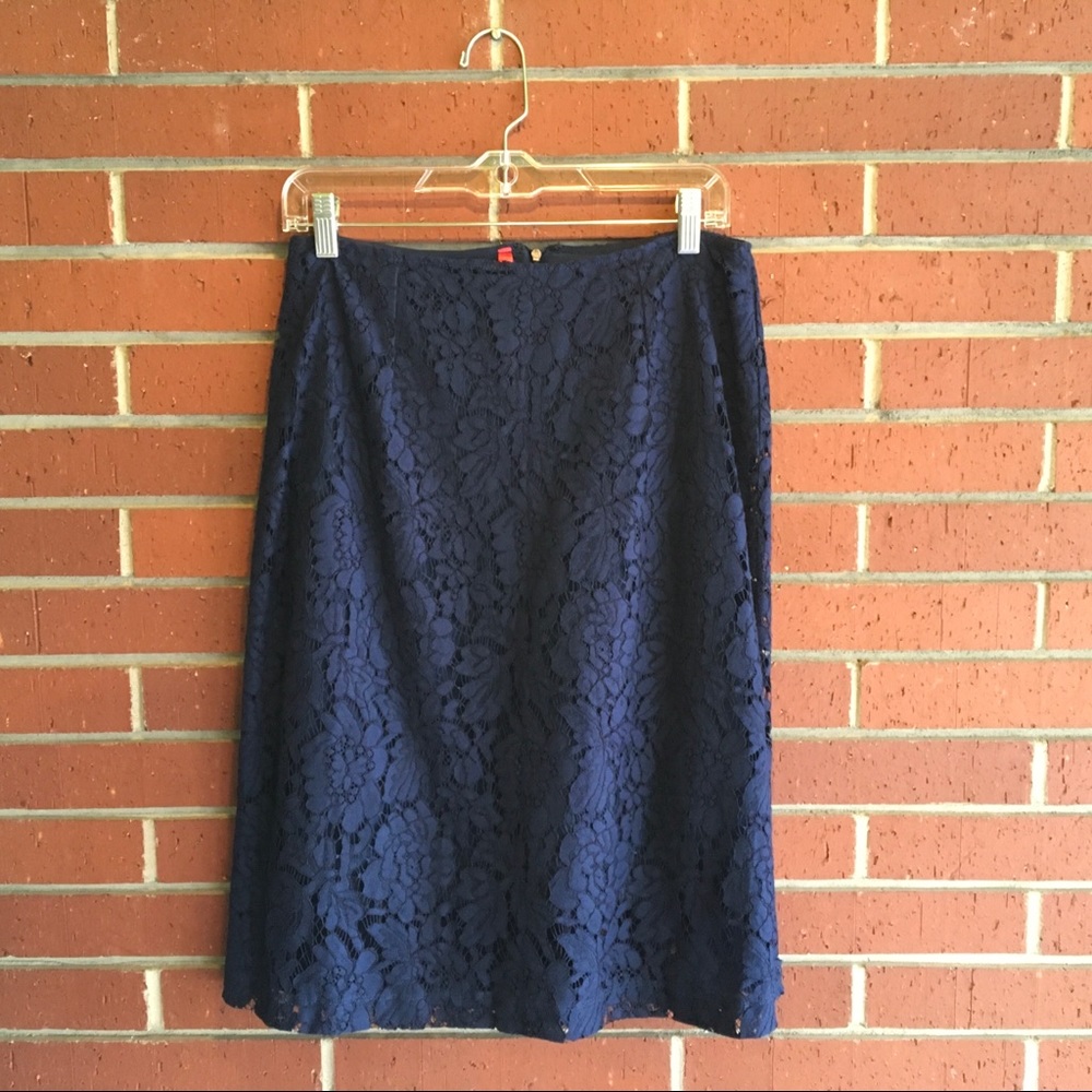 Ruby Ribbon Navy Lace Skirt L
